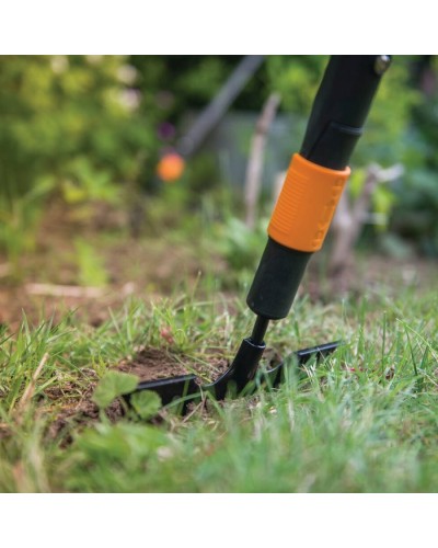 Подрезчик для газонных кромок Fiskars QuikFit™ 136526 (1000690) Подрезчик для газонных кромок Fiskars QuikFit™ 136526 (1000690)