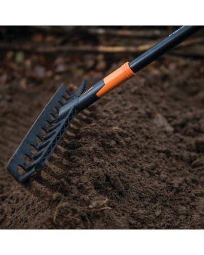 Ручка алюминиевая Fiskars Solid™ 150 см для солид насадок, 135001 (1014913) Ручка алюминиевая Fiskars Solid™ 150 см для солид насадок, 135001 (1014913)