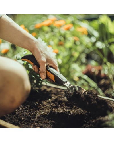 Совок садовый для цветов Fiskars Xact™ 8 см (1027043) Совок садовый для цветов Fiskars Xact™ 8 см (1027043)