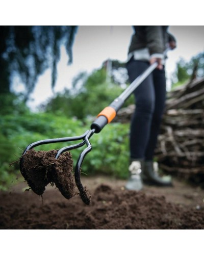 Разрыхлитель (культиватор) Fiskars QuikFit™ 12 см, три зуба, 136511 (1000680) Разрыхлитель (культиватор) Fiskars QuikFit™ 12 см, три зуба, 136511 (1000680)