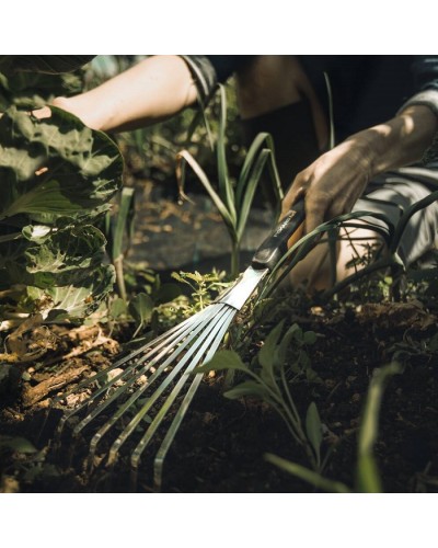 Грабли ручные Fiskars Xact™ 12 см (1027044) Грабли ручные Fiskars Xact™ 12 см (1027044)