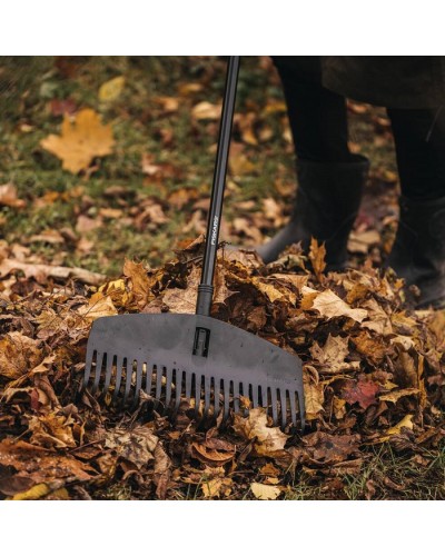Грабли пластиковые легкие для газонов Fiskars Solid™ М 42 см (1063089) Грабли пластиковые легкие для газонов Fiskars Solid™ М 42 см (1063089)