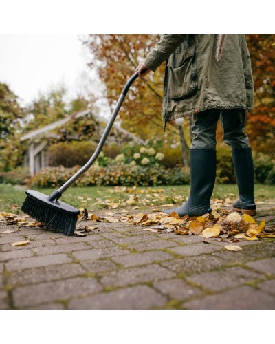 Щетка для уборки во дворе и доме Fiskars Ergonomic 43 см с эргономичной ручкой 150 см (1077114) Щетка для уборки во дворе и доме Fiskars Ergonomic 43 см с эргономичной ручкой 150 см (1077114)