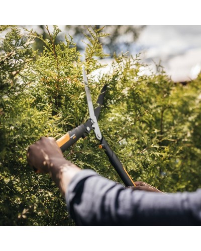 Ножиці для живоплоту механічні Fiskars PowerGear™ X HSX92, 22 см (1023631) Ножиці для живоплоту механічні Fiskars PowerGear™ X HSX92, 22 см (1023631)