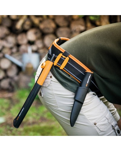 Универсальный топор Fiskars X10 S, 44.5 см, 1 кг + Нож Fiskars K40 с чехлом (1060001)