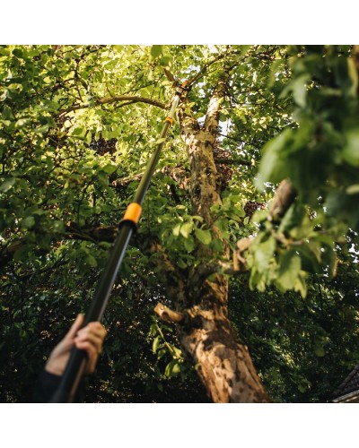 Телескопический высоторез Fiskars PowerGear™ UPX86, 2.4-4 м, 32 мм + секатор до 20 мм P321 (1023624-1057162)