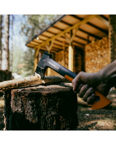 Універсальна сокира Fiskars X-series X18 Universal, S - 44.5 см, 1 кг (1069103) Універсальна сокира Fiskars X-series X18 Universal, S - 44.5 см, 1 кг (1069103)