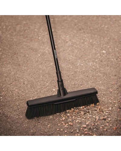 Щетка для уборки во дворе и дома Fiskars Solid™ L 47 см (1025931) Щетка для уборки во дворе и дома Fiskars Solid™ L 47 см (1025931)