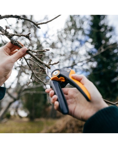 Секатор Fiskars X-series P921 до 24 мм Bypass до 24 мм (1057173)