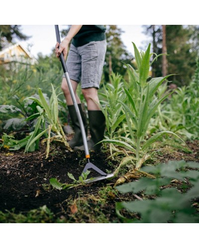 Сапа-пропалитель для сорняков Fiskars Ergonomic 23 см с эргономичной ручкой 150 см (1077110) Сапа-пропалитель для сорняков Fiskars Ergonomic 23 см с эргономичной ручкой 150 см (1077110)