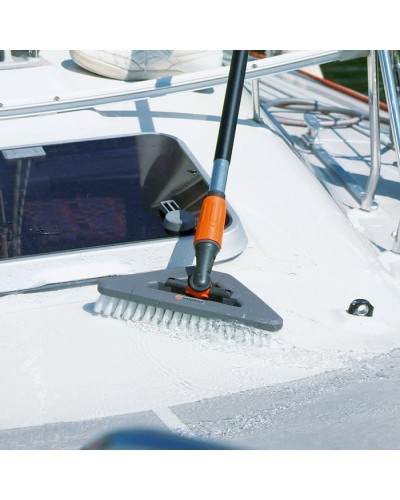 Щетка для водной очистки поворотная на шарнире Gardena Comfort Cleansystem 27х13 см жесткая (05562-20)
