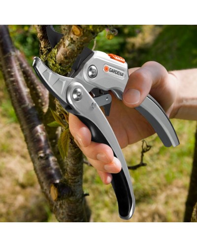 Секатор с храповым механизмом Gardena SmartCut до 25 мм (08798-20)