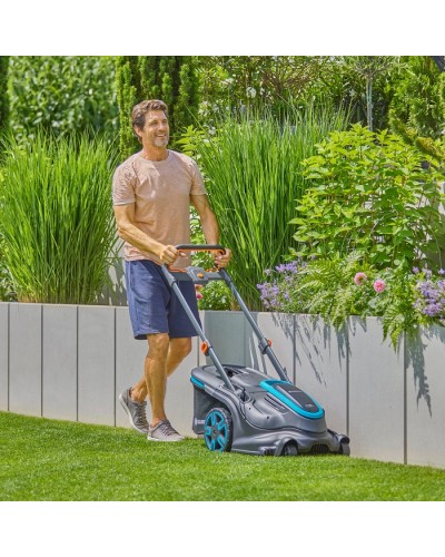 Аккумуляторная газонокосилка Gardena PowerMax Duo 46/36V P4A Set 2 х 6.0 Ач (14646-95)
