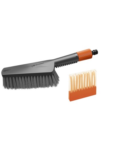 Щетка ручная для водяной очистки Gardena Cleansystem M Set, мягкая (18863-20)