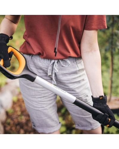 Лопата штикова загострена Fiskars Xact™ 120 см із школою (1066729) Лопата штикова загострена Fiskars Xact™ 120 см із школою (1066729)