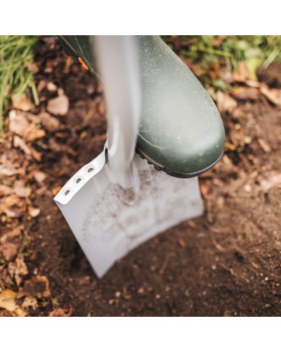 Лопата штыковая со скругленным лезвием телескопическая Fiskars Xact™ 111-130 см со шкалой, 1000620 (1066733) Лопата штыковая со скругленным лезвием телескопическая Fiskars Xact™ 111-130 см со шкалой, 1000620 (1066733)