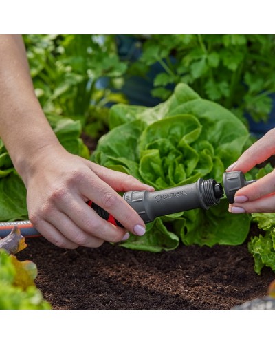 Редуктор понижения давления Gardena Micro-Drip-System 1000 + заглушка 13 мм 1/2" (13500-20.953.02)