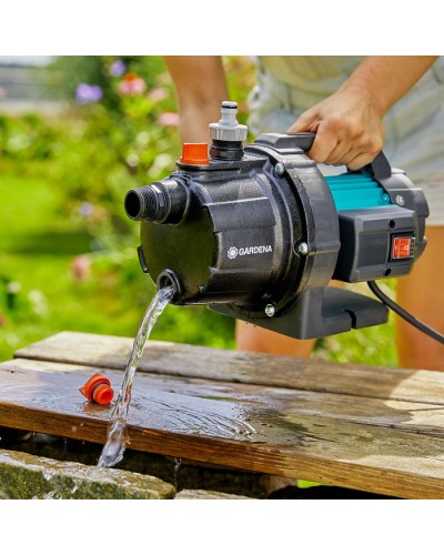 Насос садовый Gardena 3700/4 (09014-29)