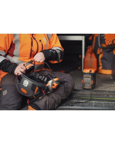 USB-C Адаптер Husqvarna 40-USB150X, 150 Вт (9707225-01) USB-C Адаптер Husqvarna 40-USB150X, 150 Вт (9707225-01)