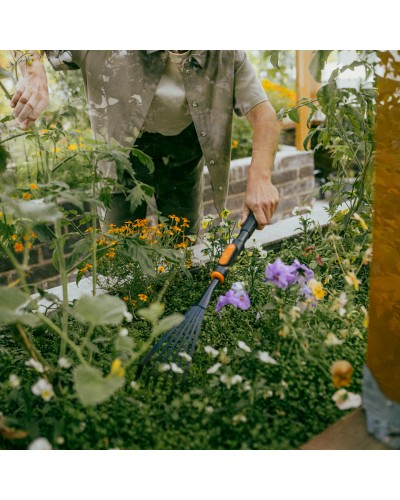 Граблі ручні Fiskars OneClick 12 см (1080682)