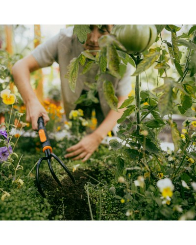 Розпушувач (культиватор) Fiskars OneClick 9 см, три зуба (1080686)