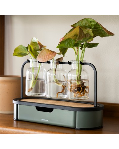 Станция для укоренения черенков Fiskars Propagation Station (1080912) Станция для укоренения черенков Fiskars Propagation Station (1080912)