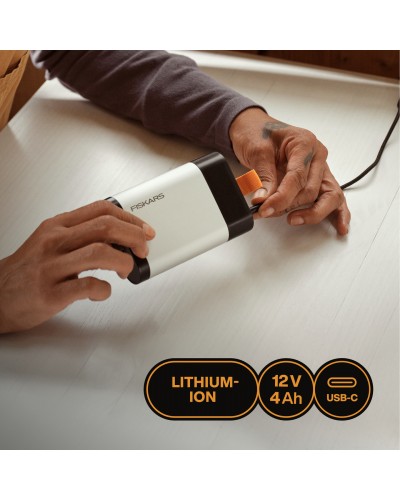 Акумулятор Fiskars 12V-4Ah (1082341) Акумулятор Fiskars 12V-4Ah (1082341)