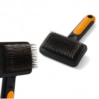 Щетка-пуходерка для груминга собак и кошек Fiskars Slicker Brush, 9 см (2009138)