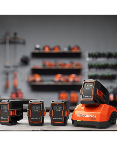 Аккумулятор Husqvarna 40-B540X, 36 В, 15.0 Ач, 540 Вт/час, 1500 цилов (9707213-01) Аккумулятор Husqvarna 40-B540X, 36 В, 15.0 Ач, 540 Вт/час, 1500 цилов (9707213-01)