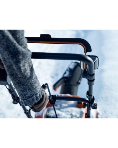 Снігоприбирач акумуляторний Husqvarna ST 143i, 43 см (9707890-01)