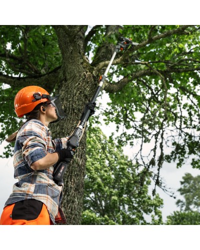 Акумуляторная пилка Husqvarna Aspire™ P8X-P4A, 6 дюймов/15 см, ланцюг SP11G, масляный бак, БЕЗ АКБ та ЗП (9708275-01) Акумуляторная пилка Husqvarna Aspire™ P8X-P4A, 6 дюймов/15 см, ланцюг SP11G, масляный бак, БЕЗ АКБ та ЗП (9708275-01)